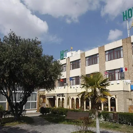 El águila Hotel Utebo