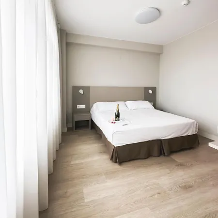 El águila Hotel