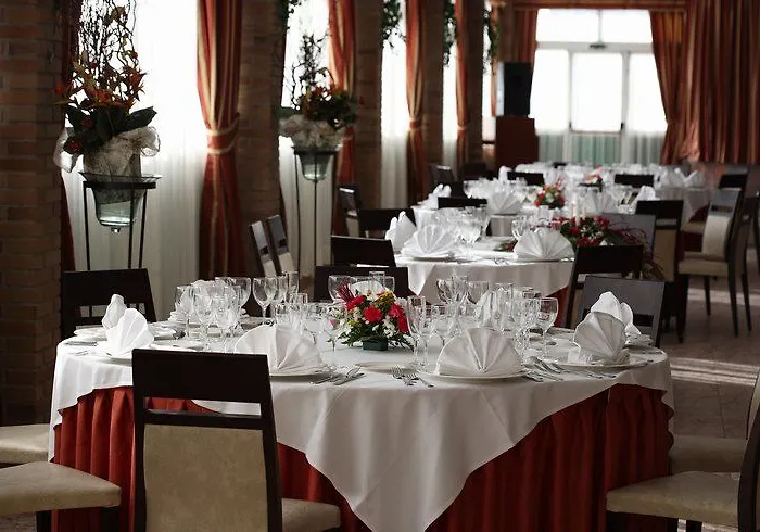 Hotell El Aguila Utebo