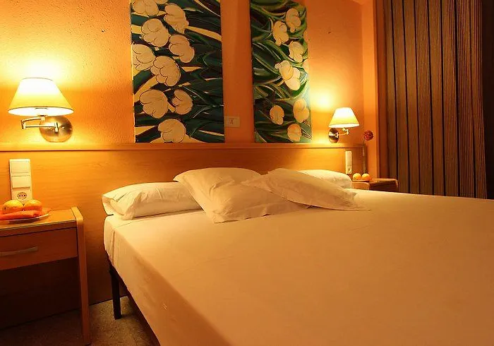 Hotell El Aguila Utebo